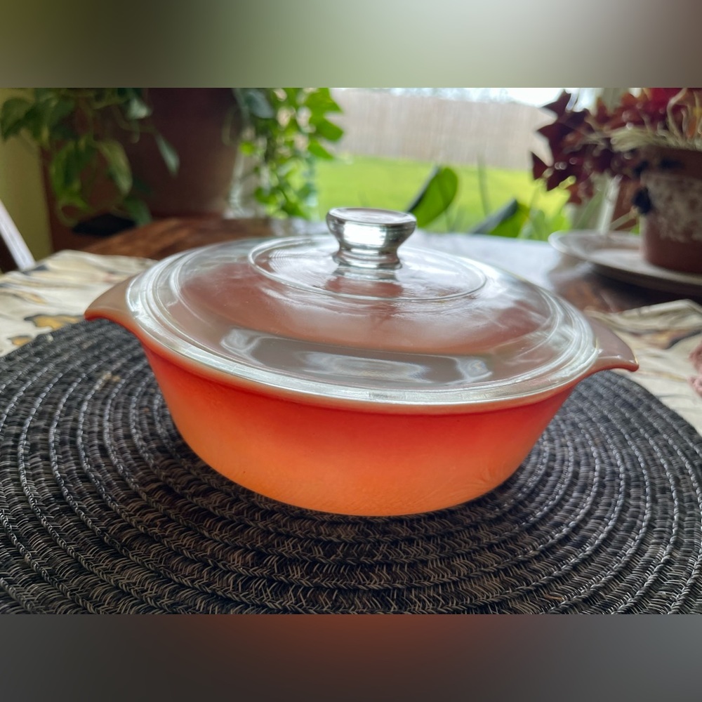 Fire King Anchor Hocking one quart casserole dish 🔥